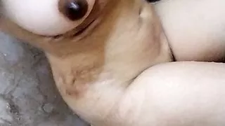 Hot aunty bathing and fingering in anal indian desi aunty