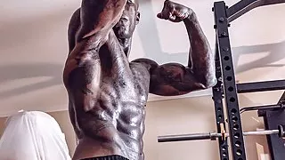 BBC Hallelujah Johnson Masturbieren solo