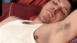 Straight dude Noah Radford masturbates and uses fleshlight