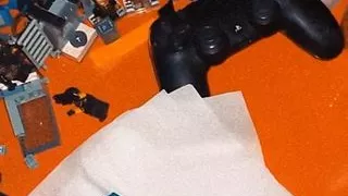 Cum on my friend headband and got it dirty..