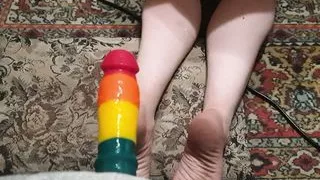 Sissy fuck big ass ride dildo