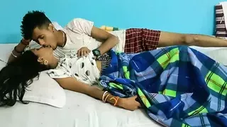 Indian hot teen girl amateur sex with classmate!