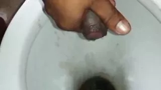 Washroom me muth mari