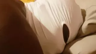 Sperma für Mutti mit ihrem rosa Kaninchen