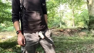 Watching this dude take a piss