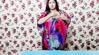 Beautiful Arab Girl with Big Boobs Girl Fingering Pussy