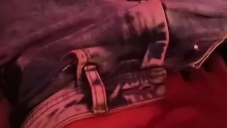 Mit der knackigen Stripperin ist das beste Geschenk für die Jungfrau