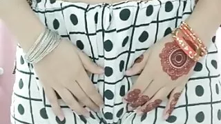 Hot desi Pakistani punjabi girl fucked hard by her boyfriend in university and dirty talking with her boyfriend full sex