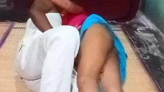 Indian aunty outside sex with hasband brothers