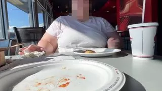 Flashing tits in Pizza Hut