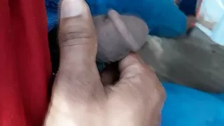 Geiler indischer Mann masturbiert