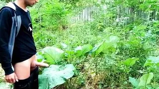 Extreme dick shake while having orgasm - near field after football match