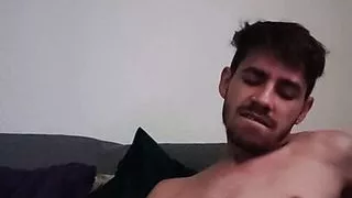 spanish boy recorded cumming on cam