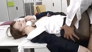 Girlfriend with the Cold Shoulder, Akiho Yoshizawa