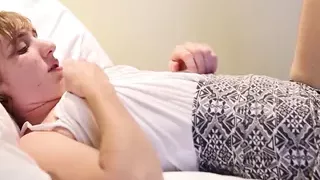 Yanks Amateur Beauty Dulcie Masturbating