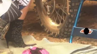 Blonde Dominica Leoni Kisses The Mechanic And Gets Fucked