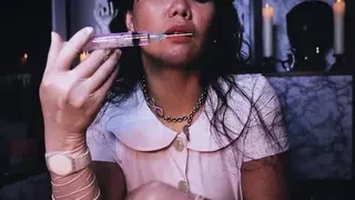 ASMR Medizinisches Spiel mit chirurgischen Latexhandschuhen von DominaFire