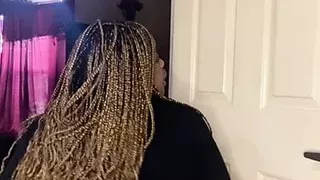 Black hot babe twerks