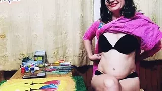 Amateur Milf Flashing Boobs.