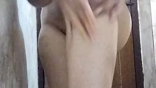 Mosi ne dikhaya nangi hokr pura sab kuch hot indian