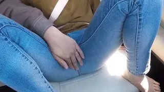 I found his jeans so erotic that I made him masturbate while driving.
