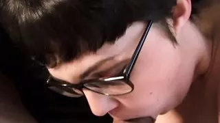 Amateur Vivian Lavey sucks cock for cumshot