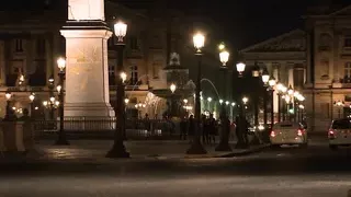 Lesbian pleasures in a Strip Club