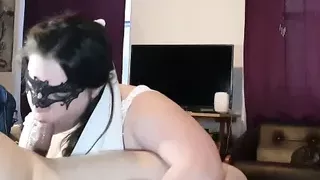 Fast cum emptying with throater bride before wedding