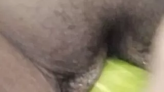 Asiatische Weiber, BH