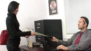 When a woman does everything for the job