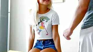 Skinny Virgin Teen seduce to Defloration Sex in Massage Parlour