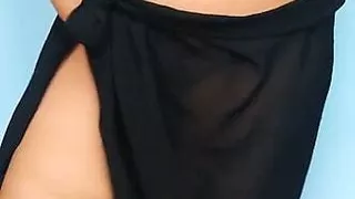 Desi auntys hot ass & bobs