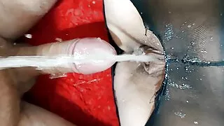 Moms Teach Sex - cums with a huge squirt on the guy's cock