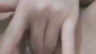 horny pinay fingering her pussy infront of mirror