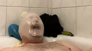 BHDL in - BATHTUB BREATHPLAY - LATEXGLOVE FUN AFTER SHAVING