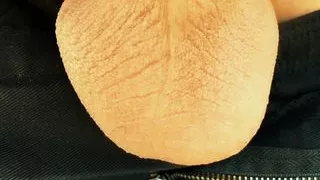 Twink Hodenbewegungen im Freien - Zeitraffer-Video und pulsierender Orgasmus