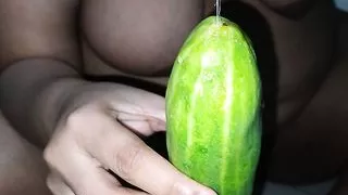 Depnnita boudi ko khere ke tarah lawda pasand hain