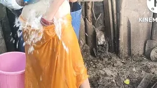 Anita yadav topless bathing boobs