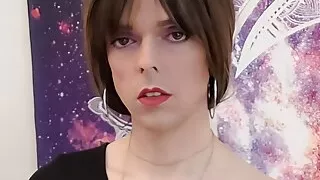 Me in what i do best: (kinda) getting undressed and showing off