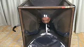 Fejira com Latex vacuum box heavy rubber femdom