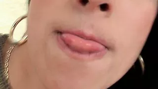 Junge Milf und ihr enger Arsch