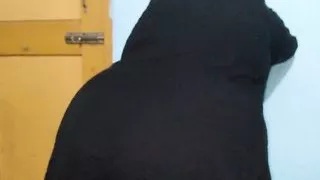 Saudi Arabian married woman's ass swinging scandal