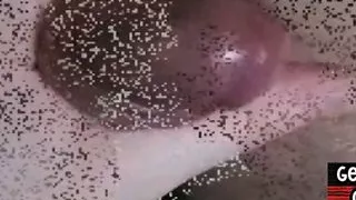 Sportliche Deutsche blasen und werden bei der Bareback-Orgie gefistet