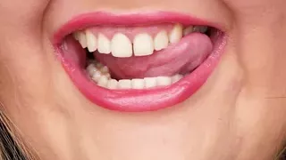 Sharp Teeth - BBW Mouth Model Anastasia Gree