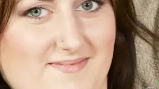 Horny amateur hottie Sandy strips down to finger her hairy pussy