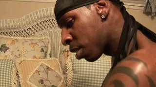 BBC gives the pussy to stepbrother!