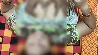 Desi kaamwali ki xhudai