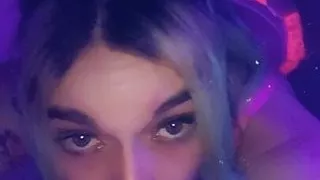 Pretty Sexy Rave Girl wants to Play