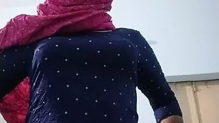 Indischer Crossdresser mit Freund hart gefickt Sissy heiß