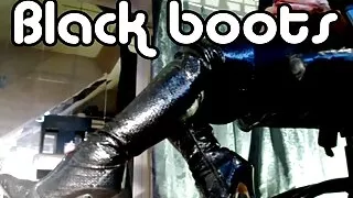 Mistressonline is wearing black leather boots